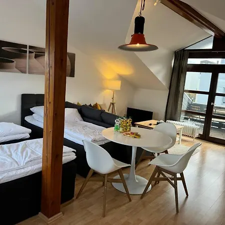 Dachstudio Mit Balkon Apartamento *